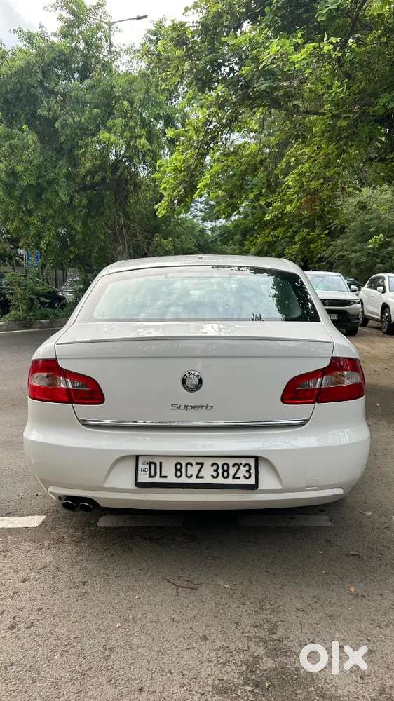 Skoda Superb 2013 Petrol Well Maintained