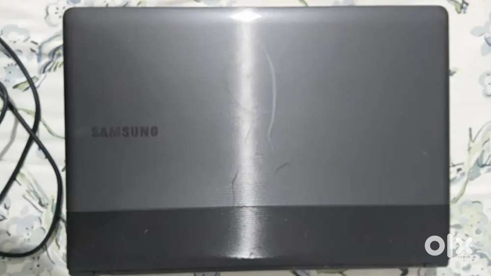 Samsung Laptop old
