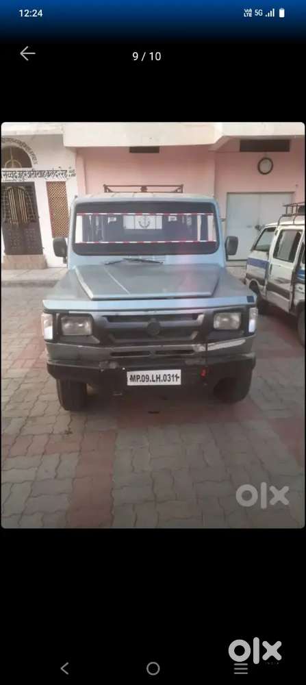 Force Motors Trax Cruiser 2005