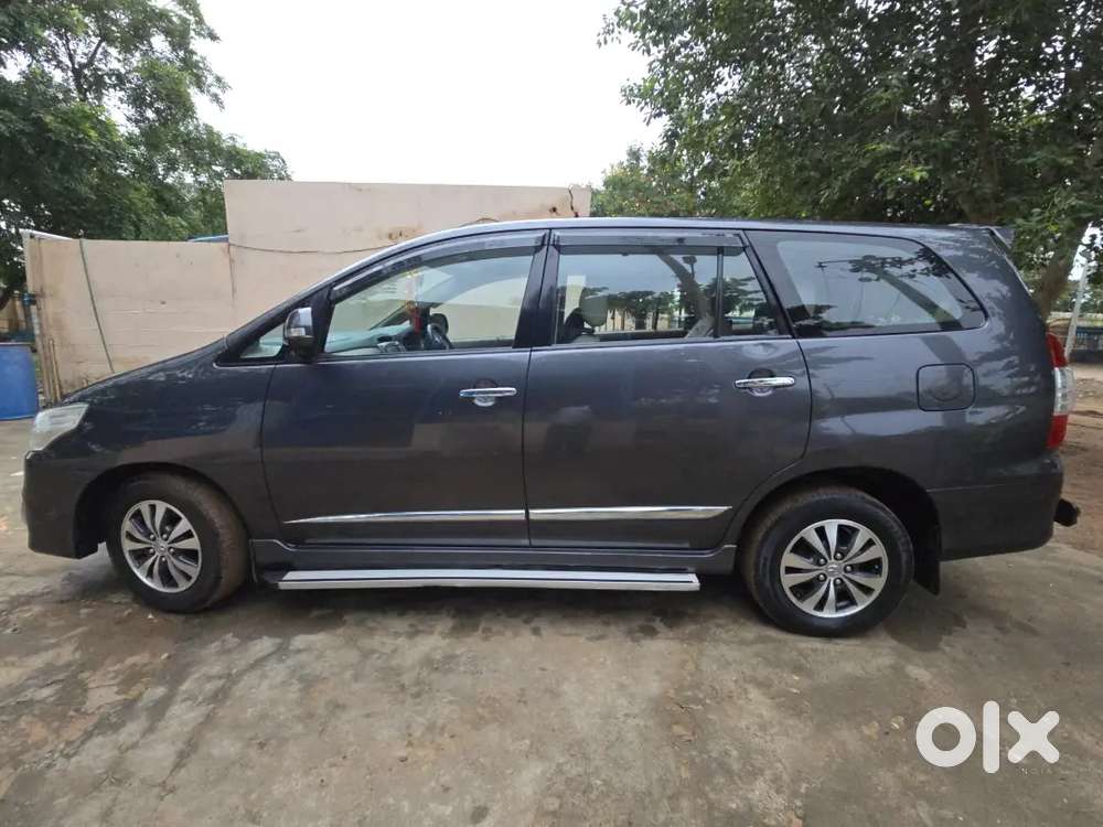 Toyota Innova 2016 Diesel Well Maintained
