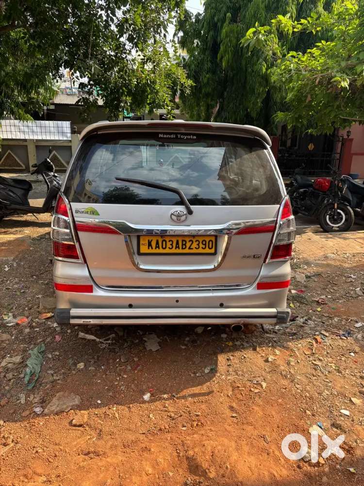 Toyota Innova 2014 Diesel Well Maintained