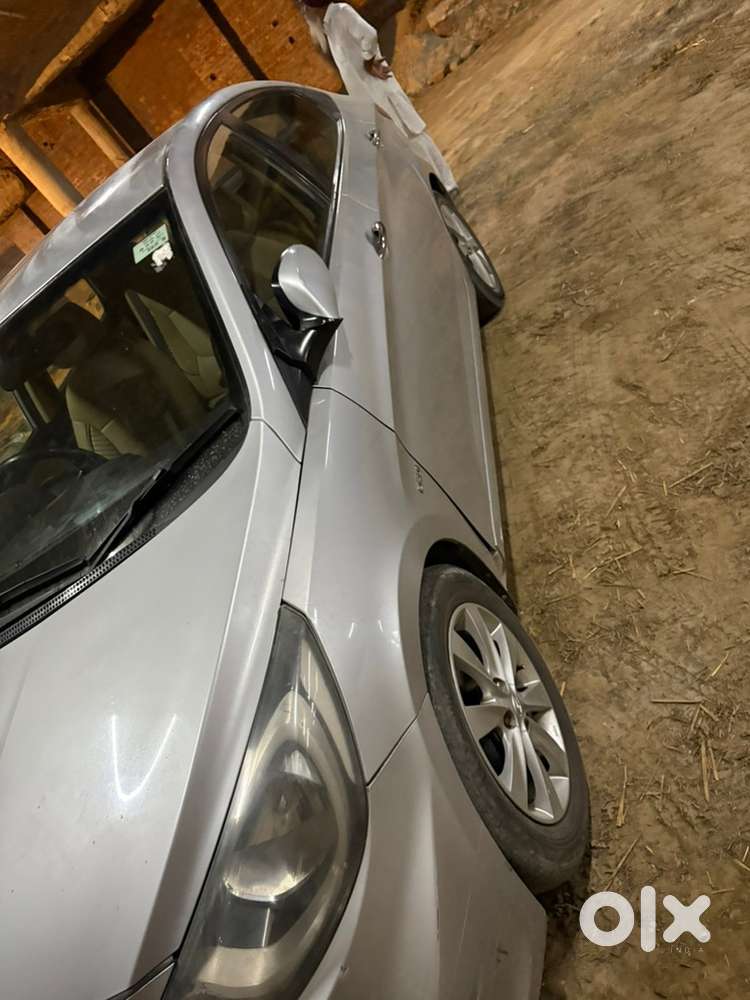 Hyundai Car Diesel 2011