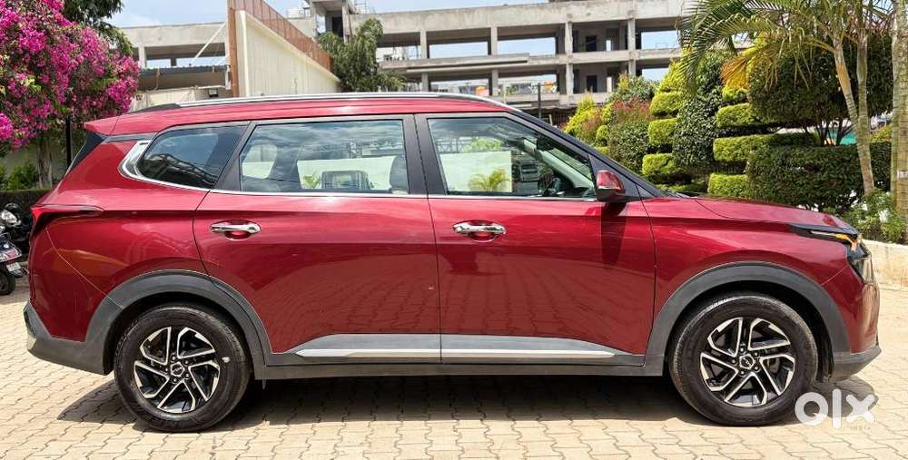 Kia Carens 1.4 Luxury Plus Dct 7 Str, 2022, Petrol