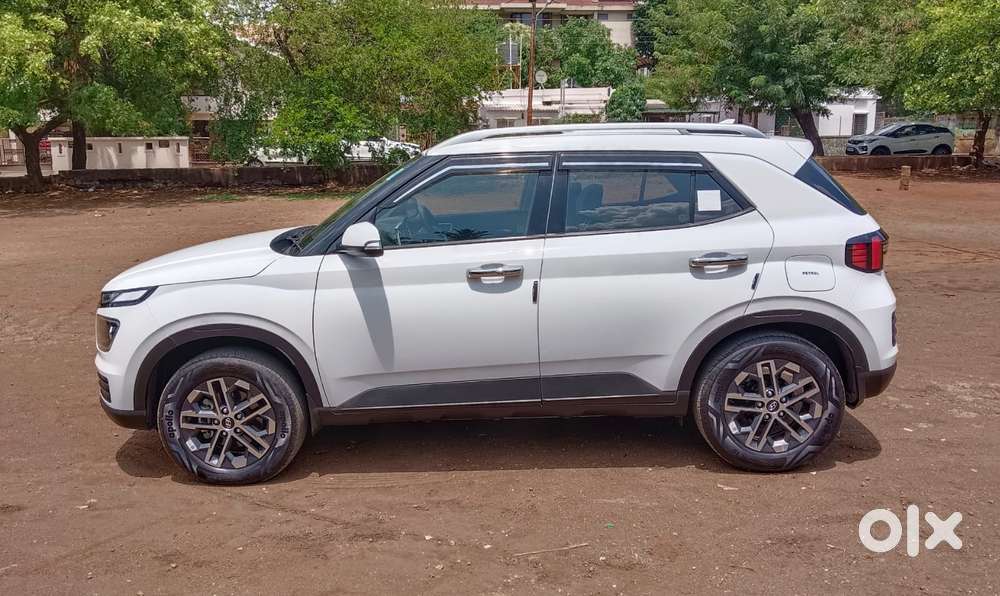 Hyundai Venue, 2024, Petrol