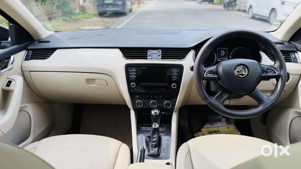 Skoda Octavia Elegance 1.8 Tsi At, 2014, Petrol
