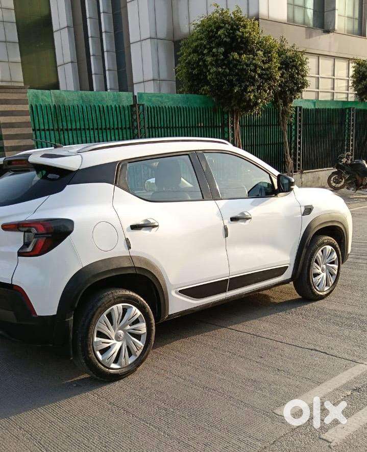 Renault Kiger Rxe, 2023, Petrol