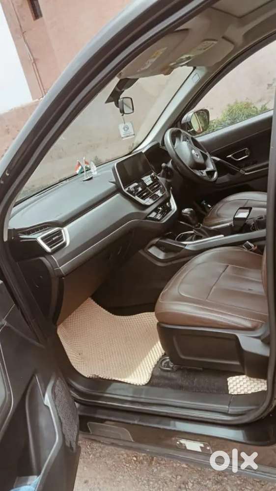Tata Harrier 2021 Diesel Good Condition With Sunroof