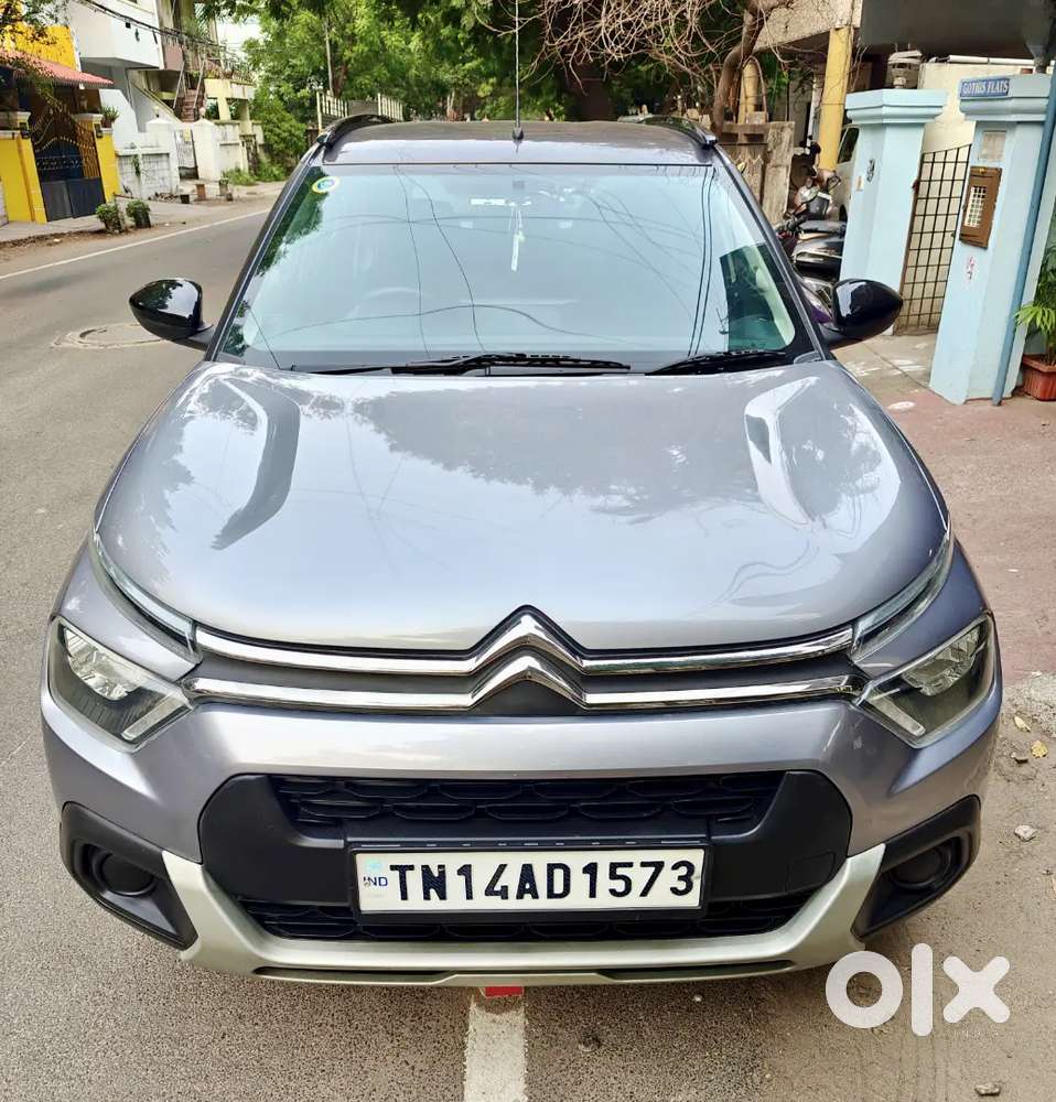 2023 Citroen C3 (low Kms 6000)petrol Feel Dualtone Manual 5,70,000/-