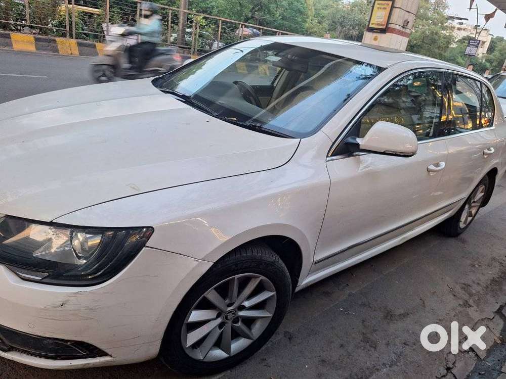 Skoda Superb 2013-2015 Elegance 1.8 Tsi Mt, 2015, Petrol