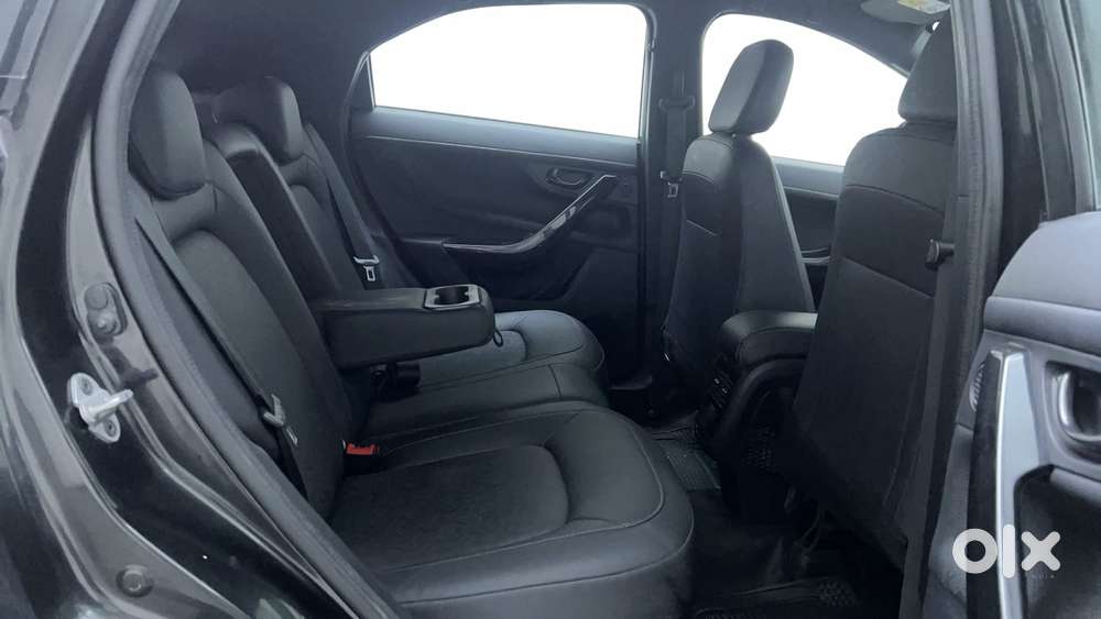 Tata Nexon 1.2 Revotron Xza Plus Luxs Red Dark Edition Amt, 2023, Pe..