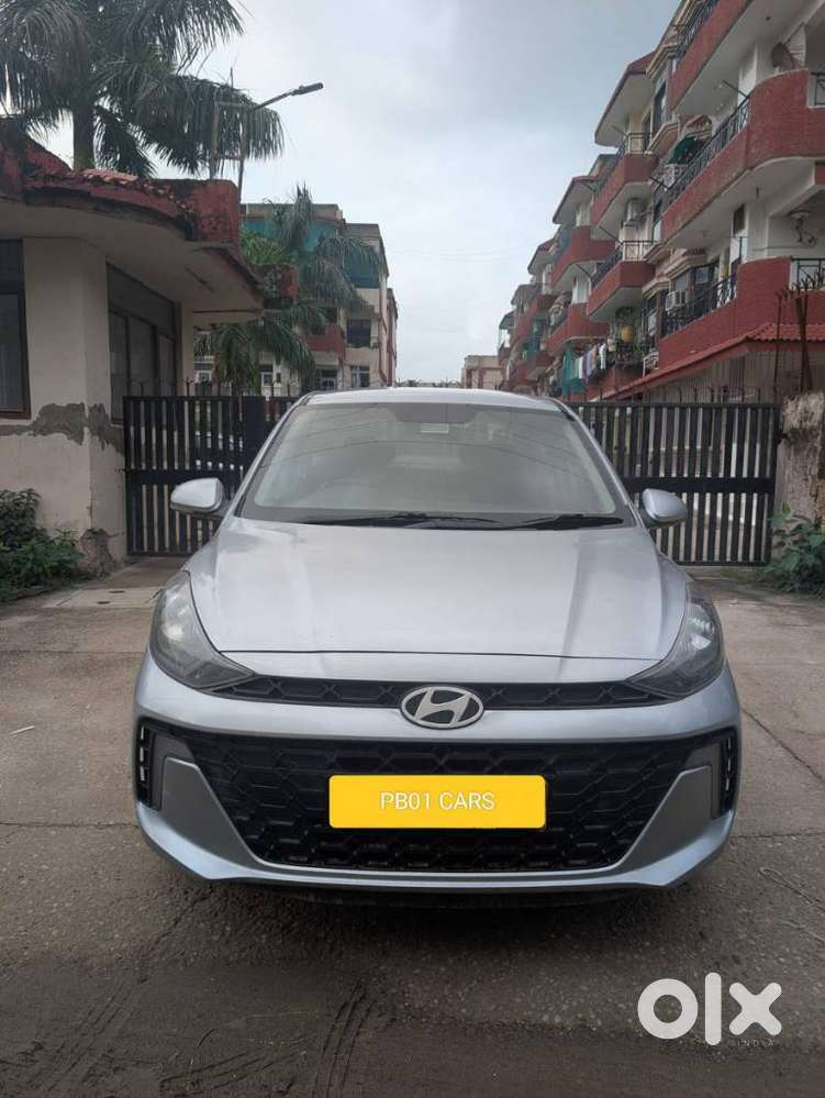 Hyundai Aura 1.2 Sx Cng, 2023, Cng & Hybrids