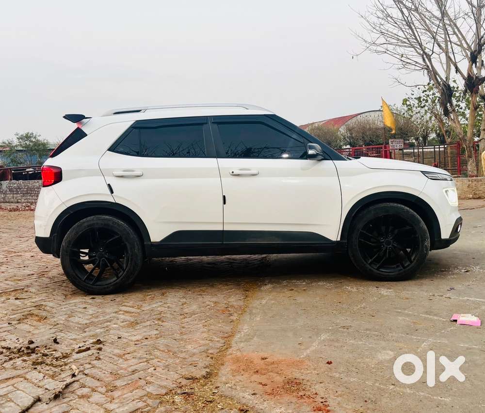 Hyundai Venue Diesel 2020