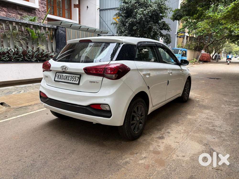 Hyundai I20 Sportz Plus, 2020, Petrol