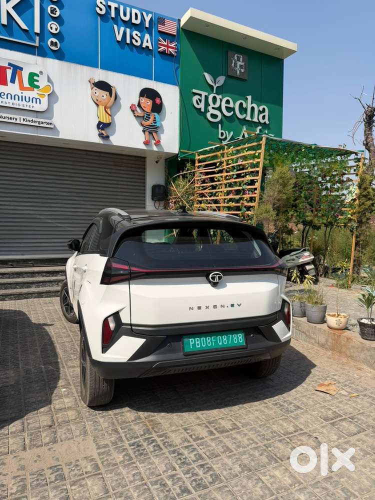 Tata Nexon Ev Fearless 2025