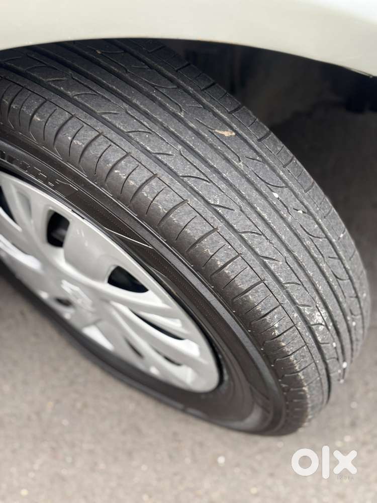 Maruti Suzuki Swift Vxi + Manual, 2014, Petrol