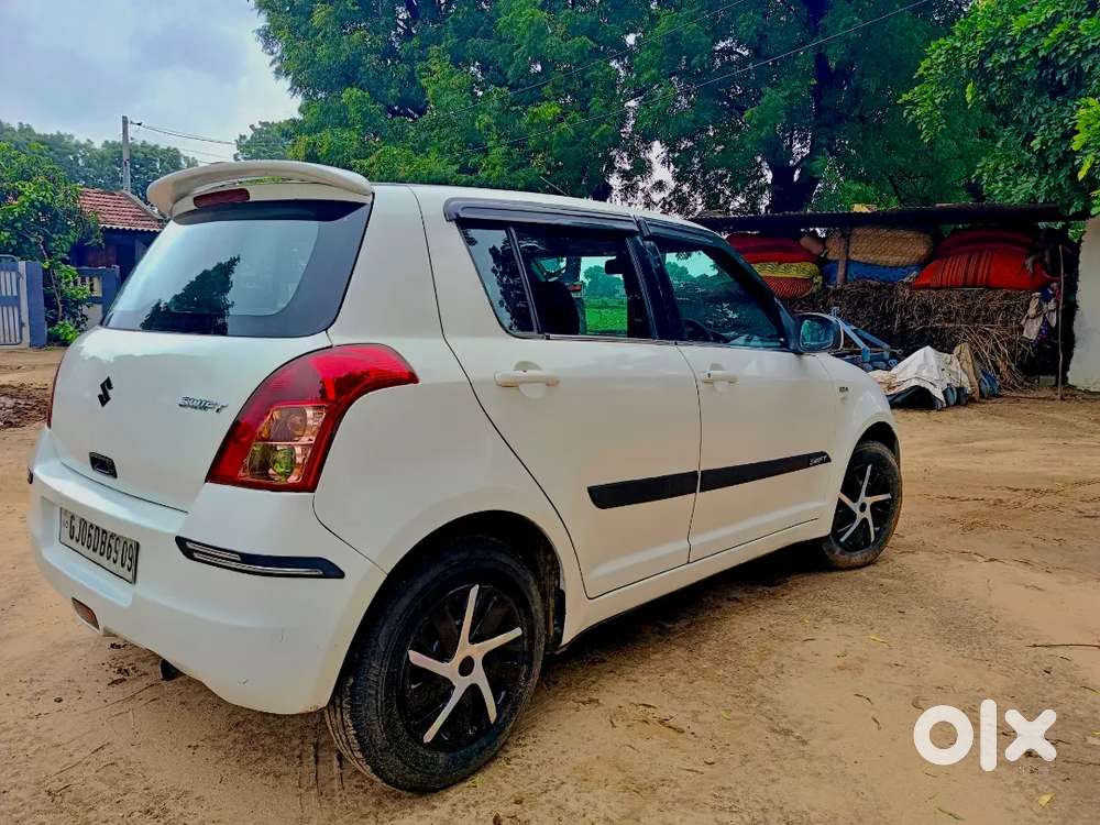Maruti Suzuki Swift Vdi 2010