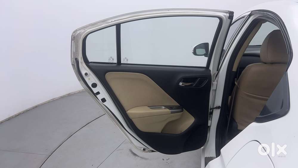 Honda City I-vtec S, 2015, Petrol