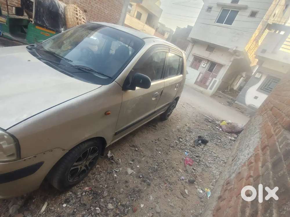 Gadi Full Condition 
Front Power Window Remote Control Car