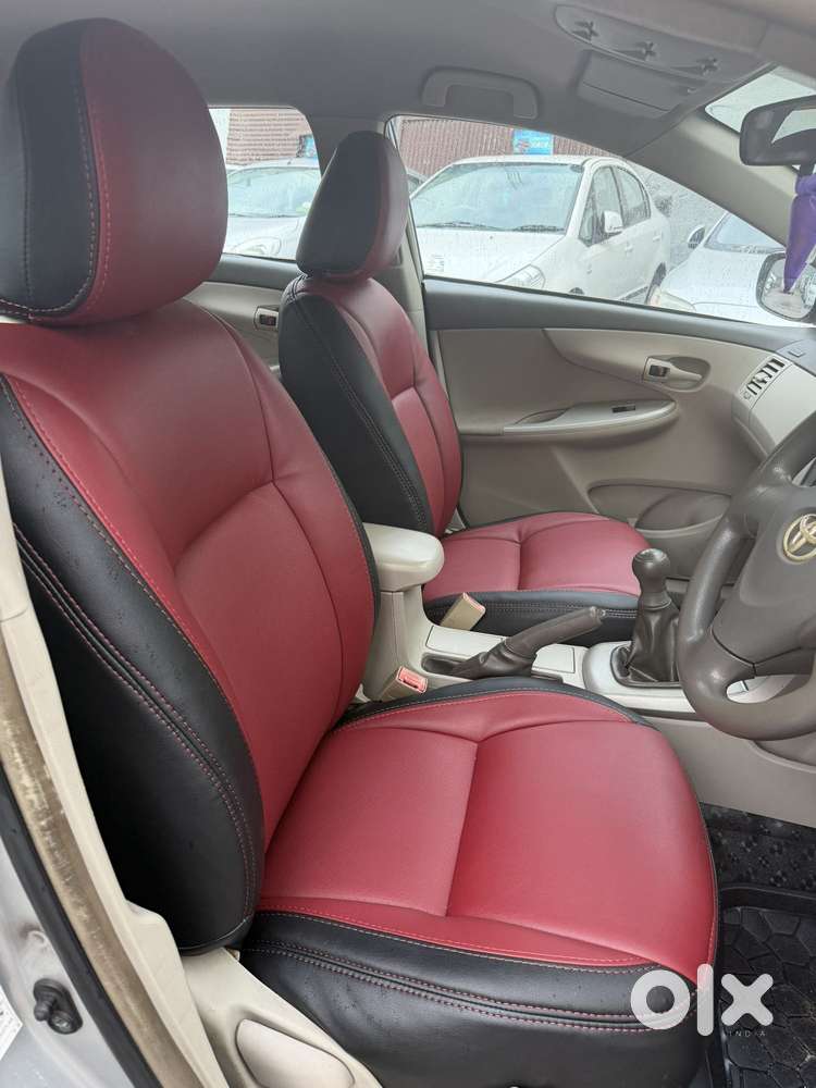 Toyota Corolla Altis Aero 1.8 J, 2011, Petrol