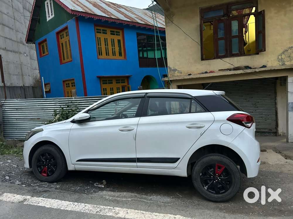 Hyundai I20 Petrol Automatic 2016