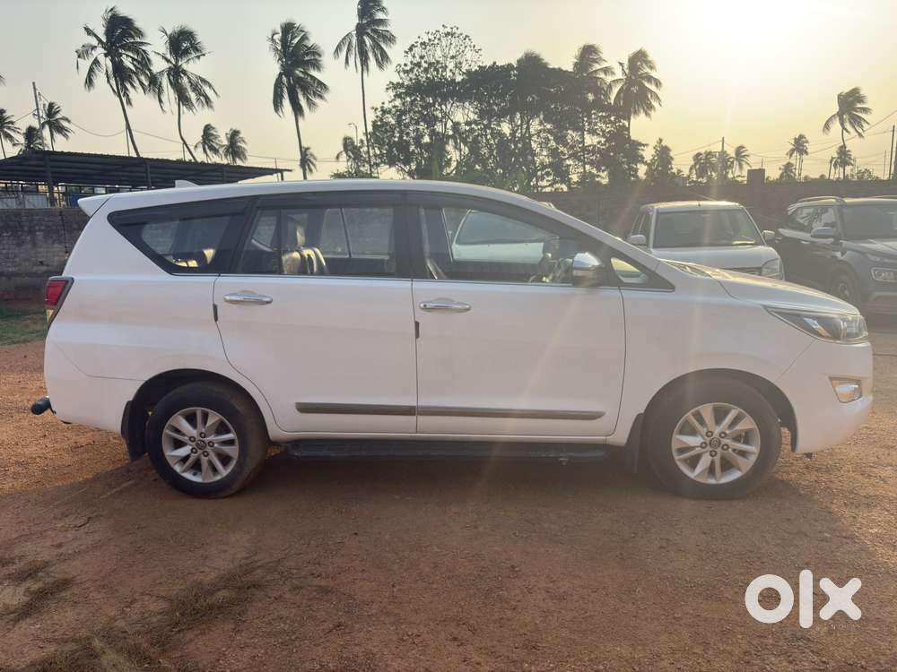 Toyota Innova Crysta 2.8 Zx At, 2017, Diesel
