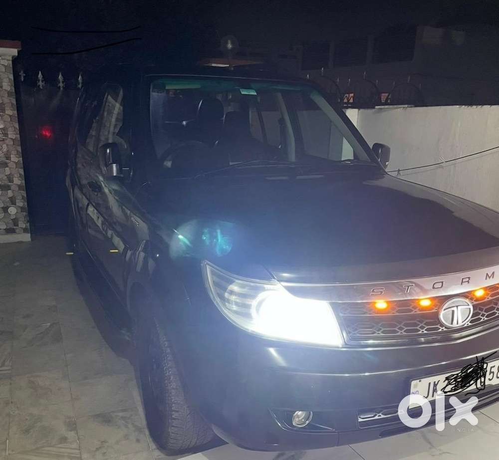 Tata Safari Storme 2016 Diesel Good Condition