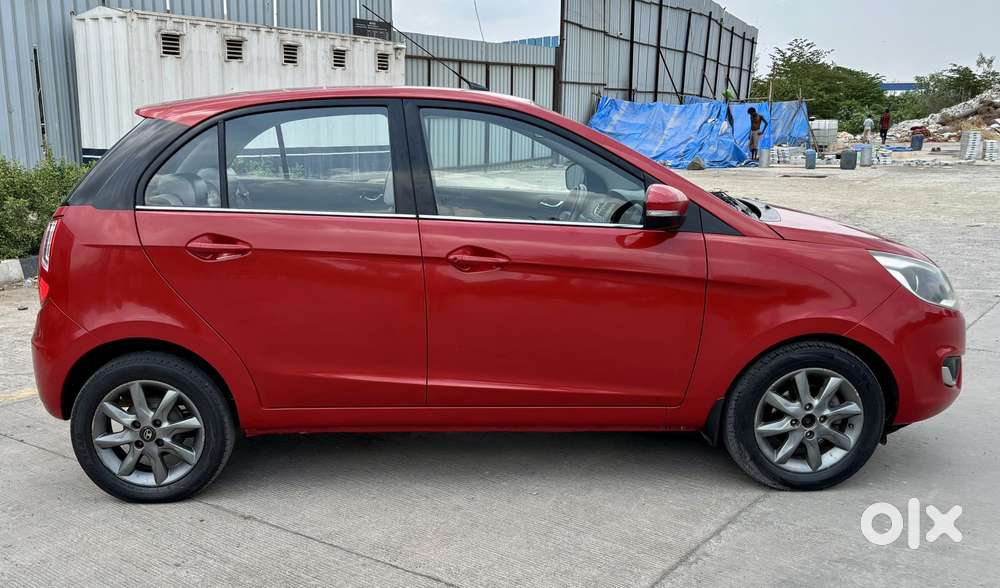 Tata Bolt Revotron Xt, 2015, Petrol