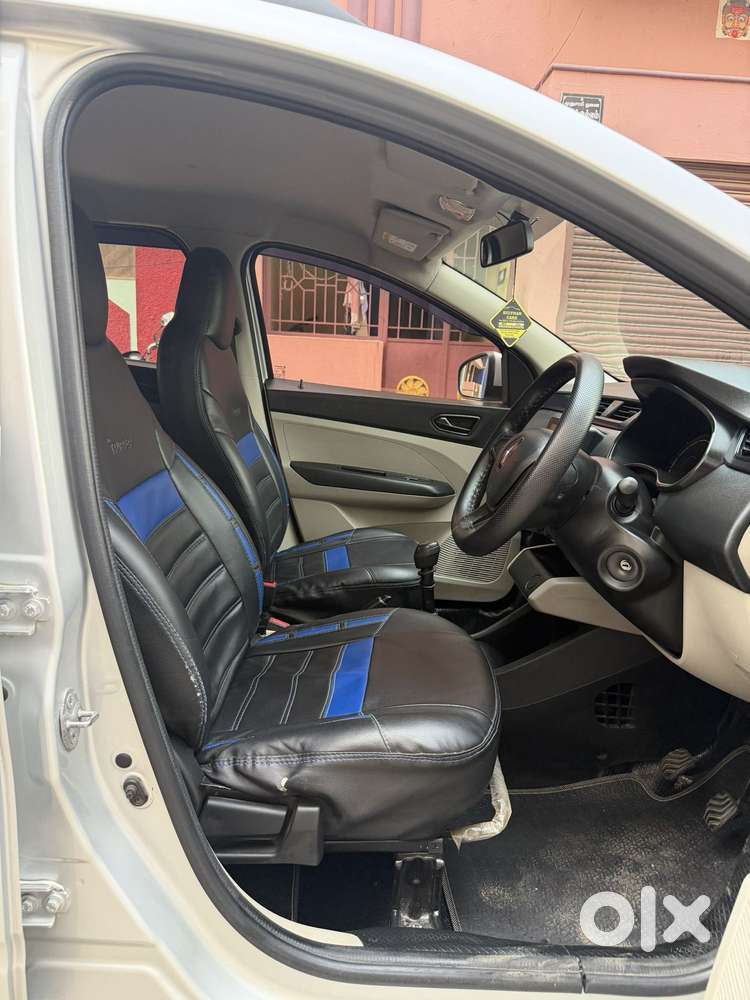 Renault Triber 1.0 Rxe, 2021, Petrol