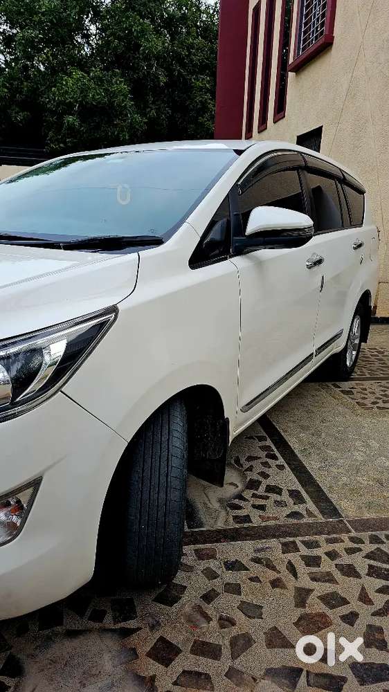 Toyota Innova Crysta 2020