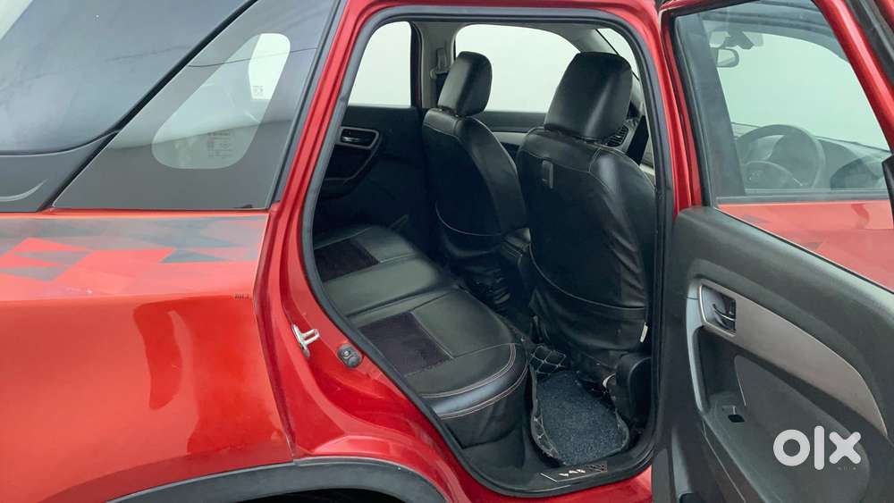 Maruti Suzuki Vitara Brezza Zdi+ Dual Tone Mt, 2016, Diesel