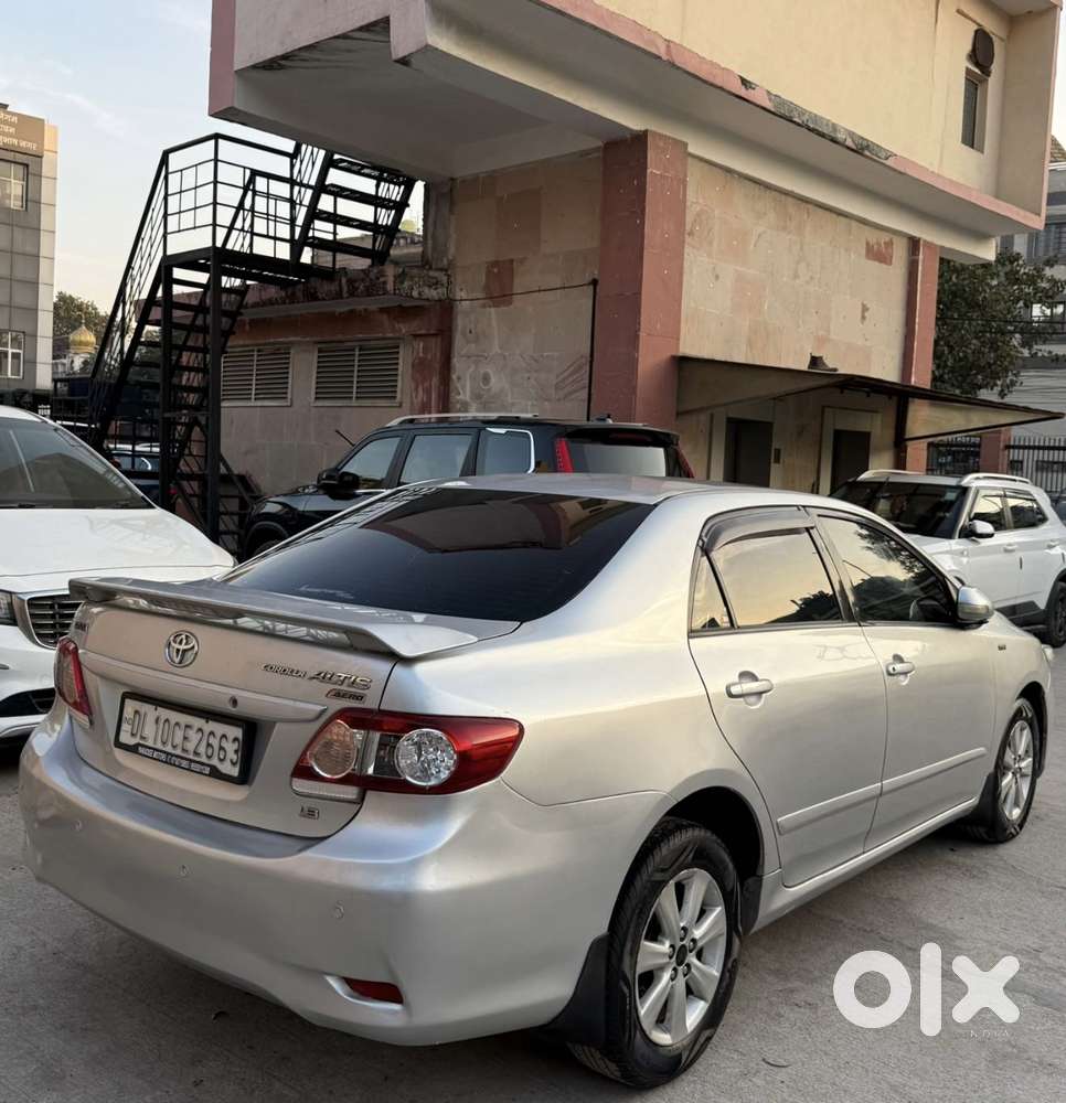 Toyota Corolla Altis 1.8 J, 2012, Cng & Hybrids
