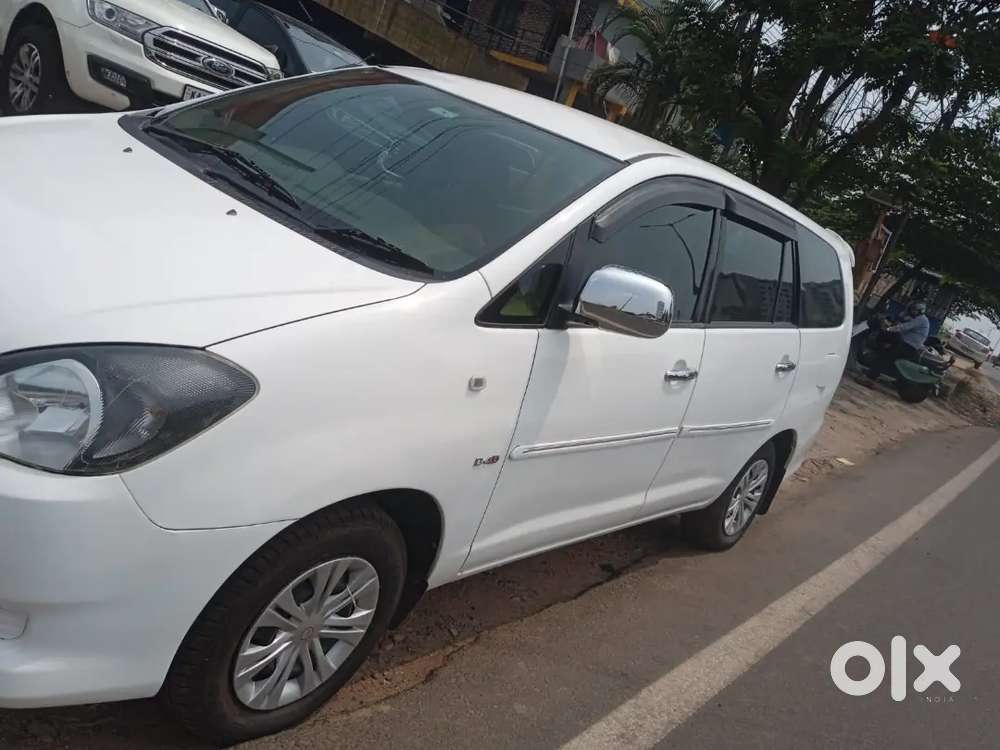 Toyota Innova 2007 Diesel Well Maintained