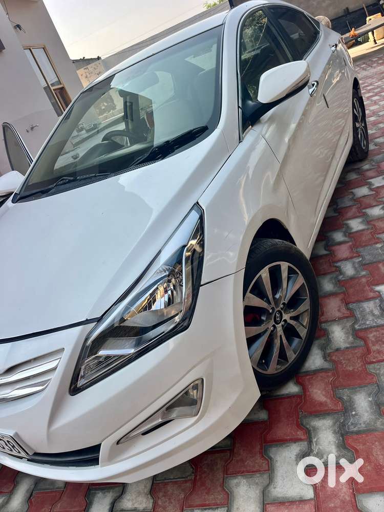 Hyundai Fluidic Verna 2016