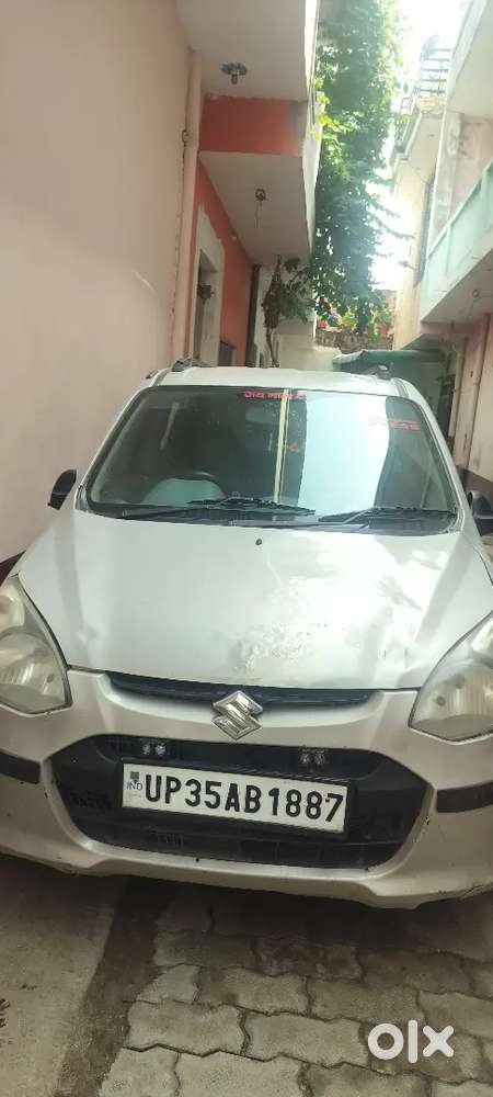 गाड़ी में कोई काम नहीं है Top मॉडल है चारों शॉकरस नये है