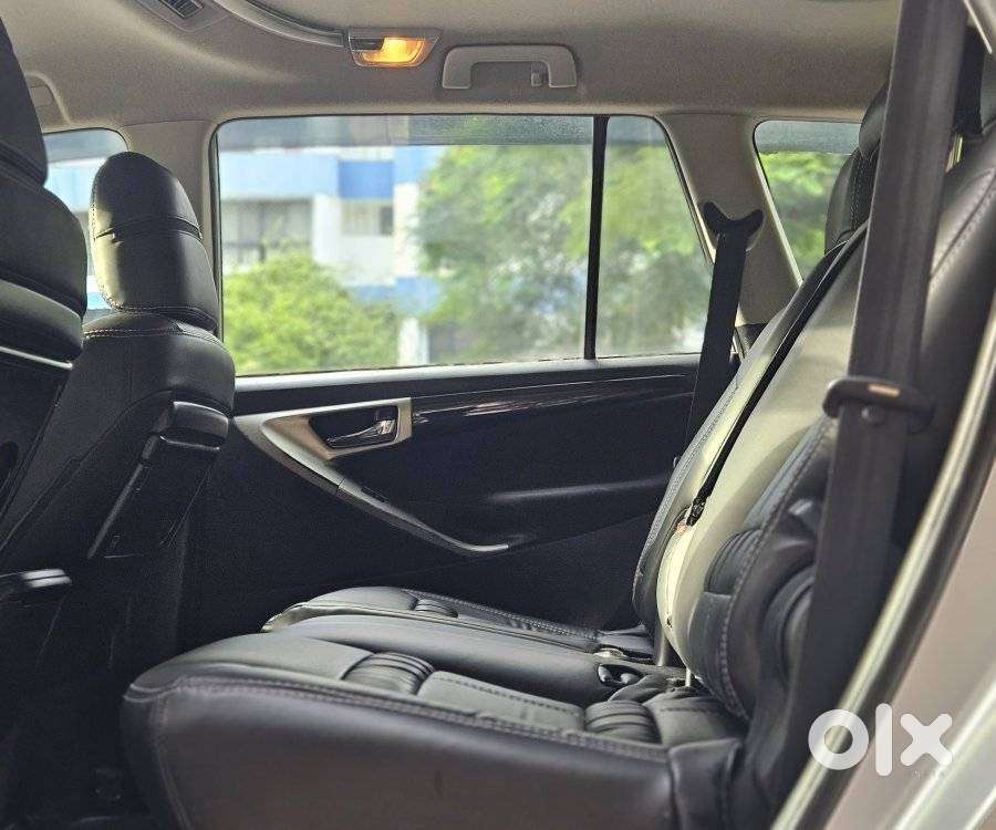 Toyota Innova Crysta 2.4 Vx Mt 8s, 2018, Diesel