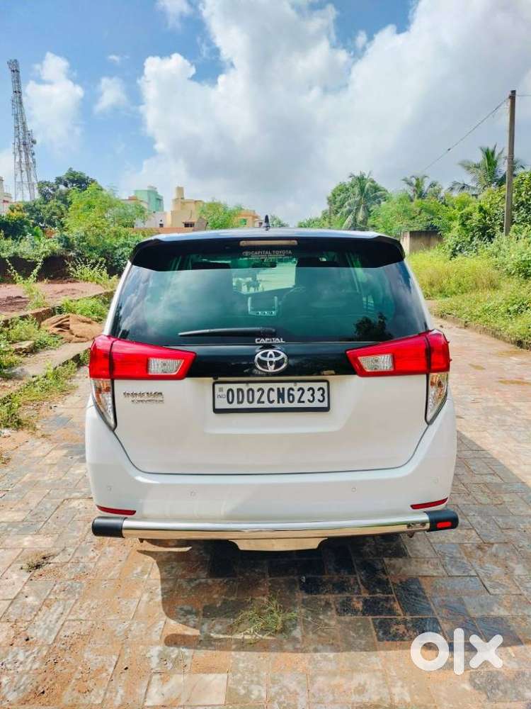 Toyota Innova Crysta 2.4 Gx Limited Edition At 7 Str, 2023, Diesel