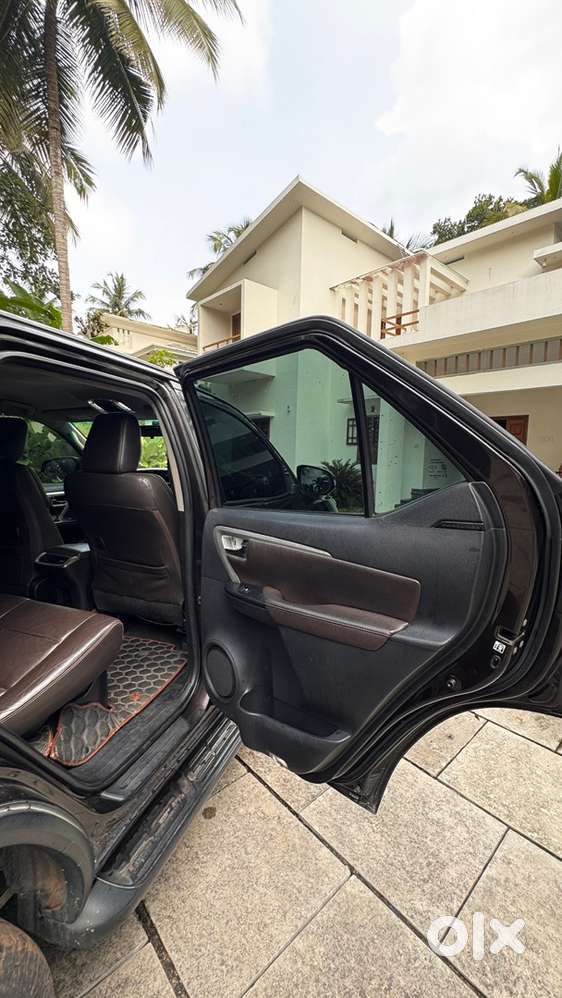 Toyota Fortuner Sigma- Showroom Condition