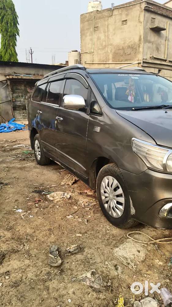 Toyota Innova 2015 Diesel 144000 Km Driven