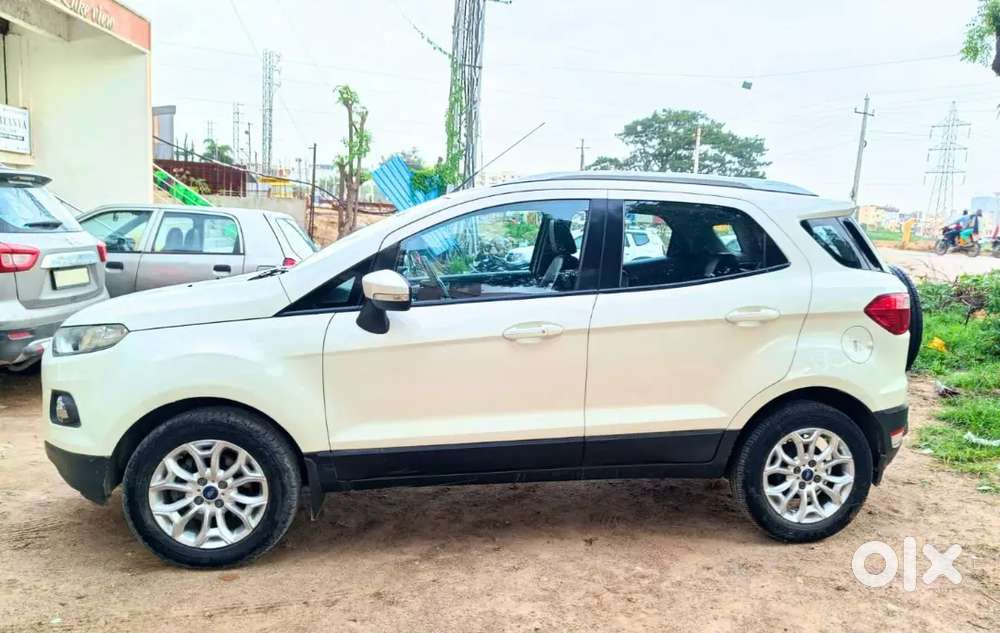 Ford Ecosport Titanium (o)  Top Variant  Showroom Condition