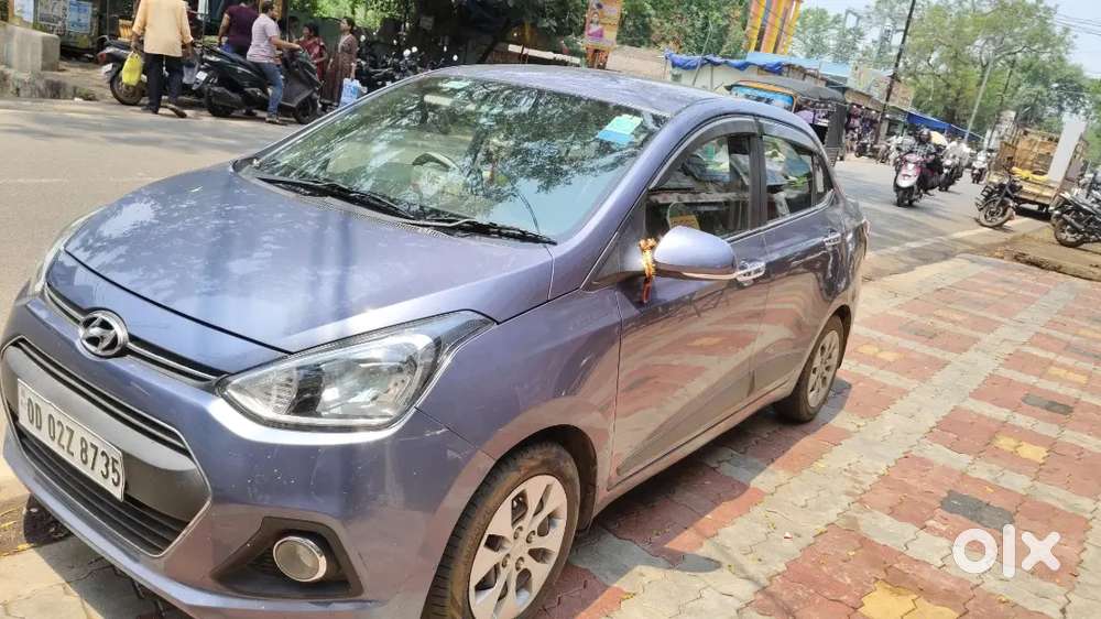 Hyundai Xcent 2015 Petrol 122000 Km Driven