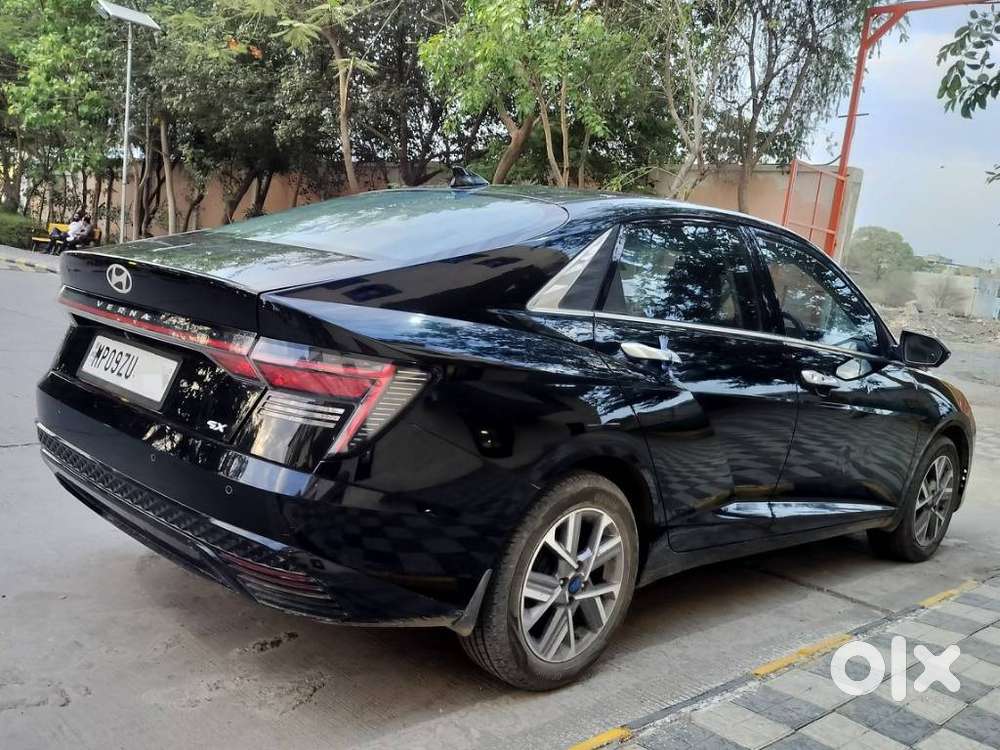 Hyundai Verna 1.5 Sx Petrol Mt, 2023, Petrol