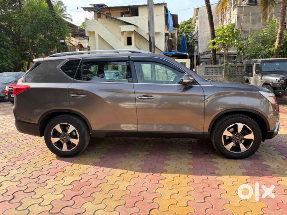 Mahindra Alturas G4 4wd At, 2019, Diesel