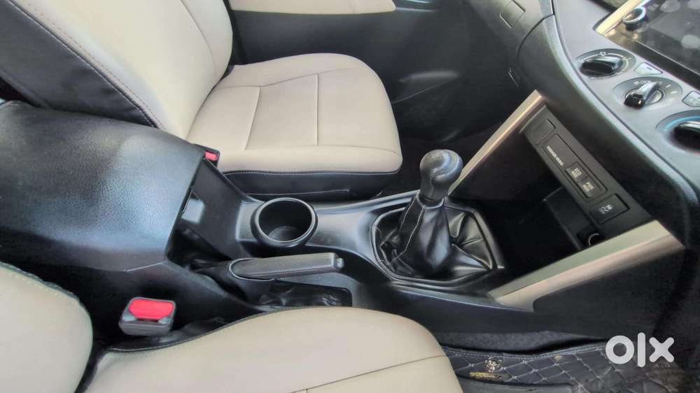 Toyota Innova Crysta 2.4 G Mt 8s, 2022, Diesel