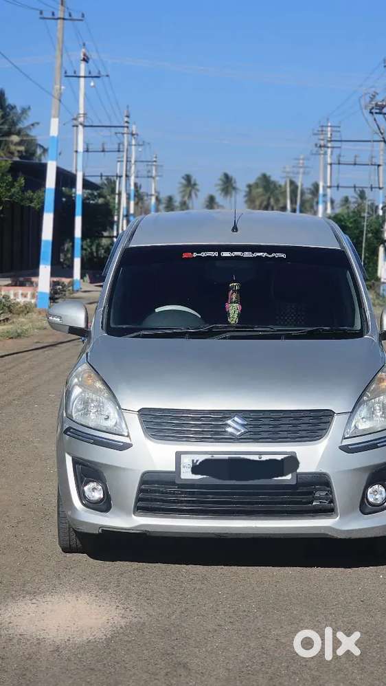 Maruti Suzuki Ertiga 2012  
Only Genuine Buyers Cl Me