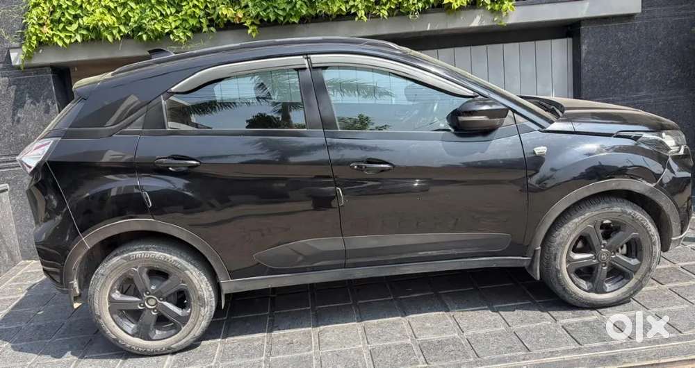 Tata Nexon 1.2 2023 Dark Edition