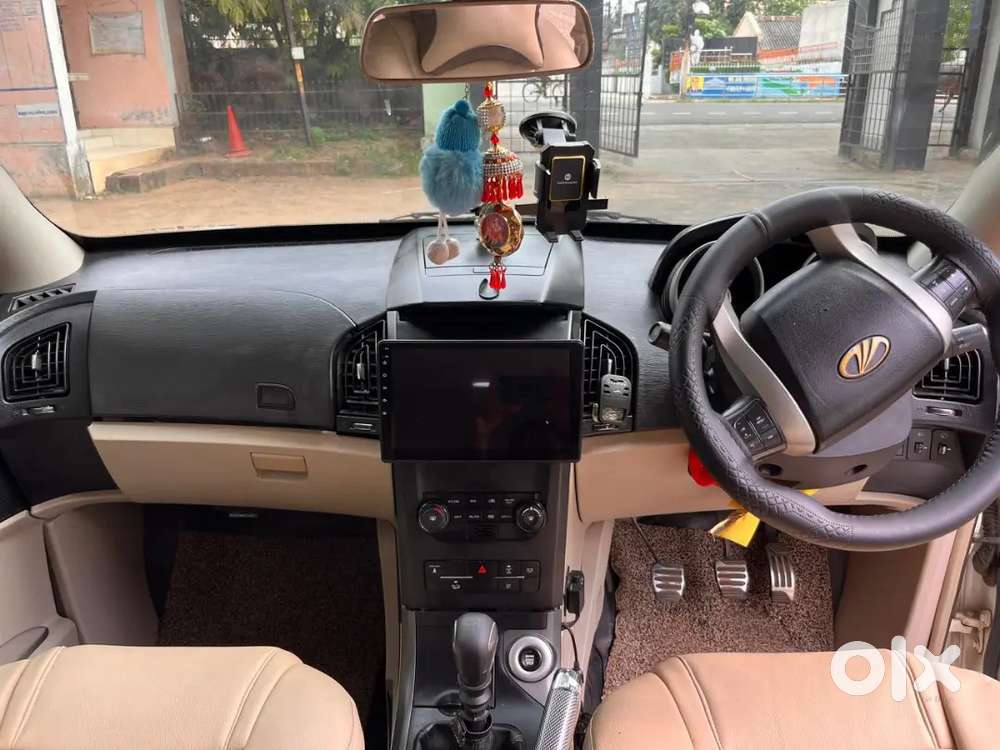 Best Condition Duel Tone Raw Power Xuv 500 W10 Top Model
