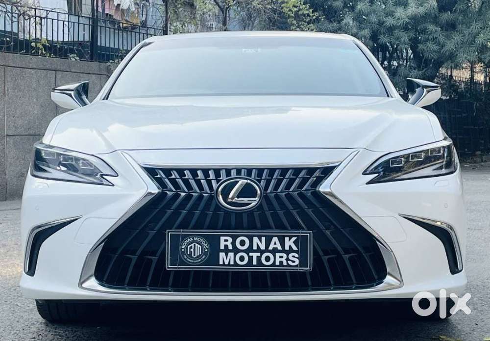 Lexus Es 300h Luxury, 2025, Petrol