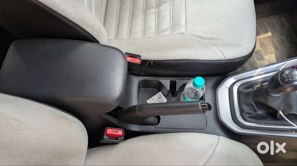 Kia Sonet Htk Petrol Manual ,of July 2023