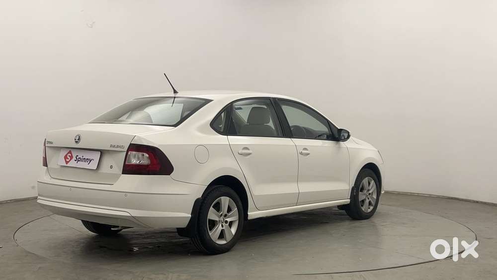 Skoda Rapid 1.0 Ambition Tsi, 2021, Petrol