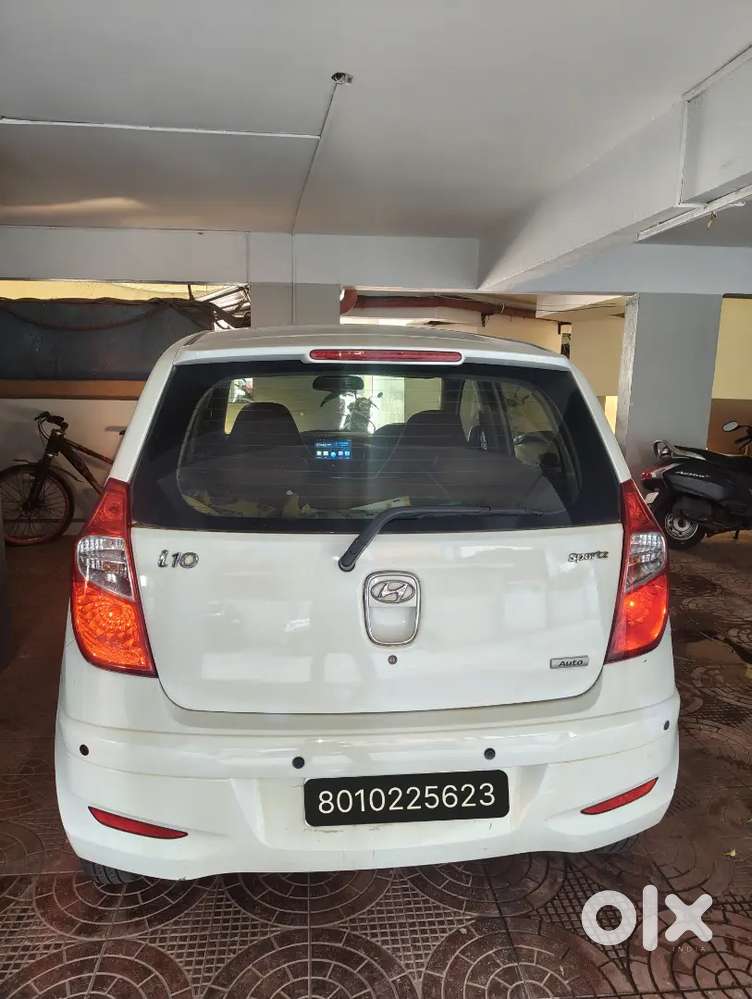 Automatic Hyundai I10 Sportz